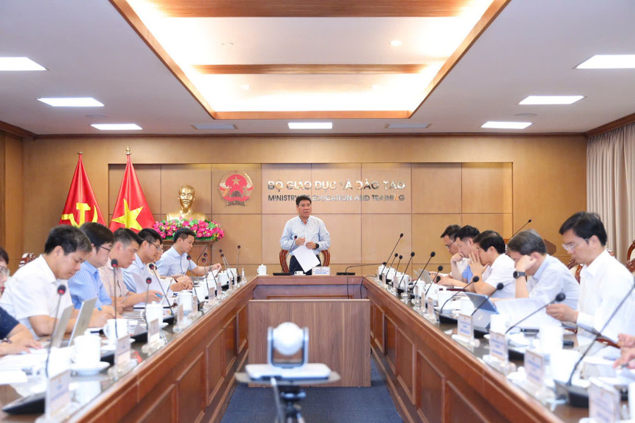 Ban chỉ đạo xây dựng Đề án tổ chức thi tốt nghiệp THPT trên máy tính họp phiên đầu tiên